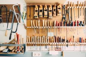 6 Vital Tools For A Woodworker